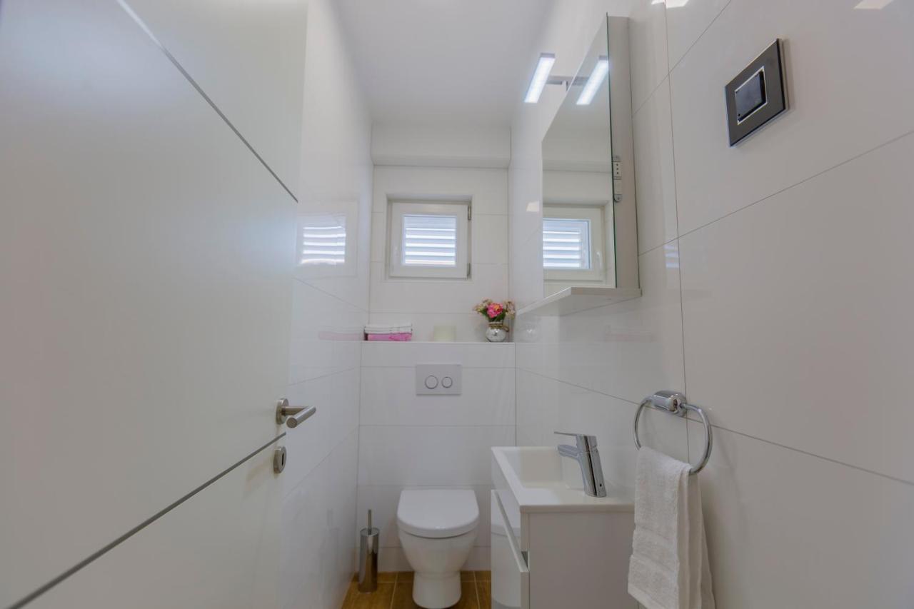 Apartment Paradise มาคาร์สกา ภายนอก รูปภาพ